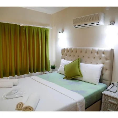 מלון Remsey Hotel *