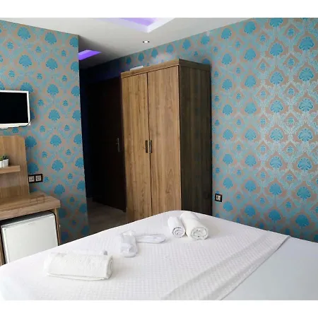 Hotel Remsey Hotel *